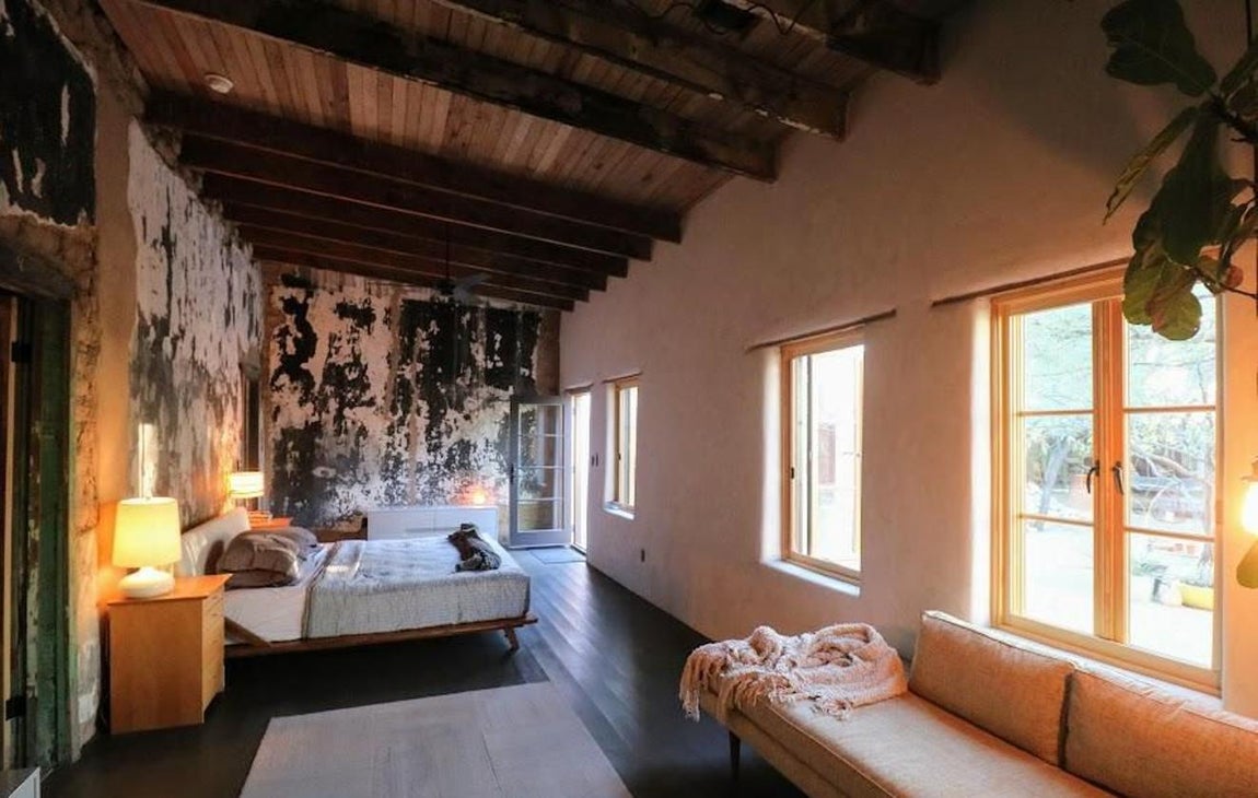 Minuto a minuto. Lison abrió un blog para contar el minuto a minuto de la reforma. Acumuló muchísimos fans que seguían la transformación de la obra maestra con gran expectación