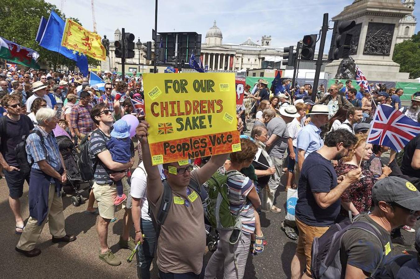 Manifestación anti-Brexit. Decenas de miles de personas se manifestaron en Londres el sábado para pedir una segunda votación sobre la salida de Gran Bretaña de la Unión Europea