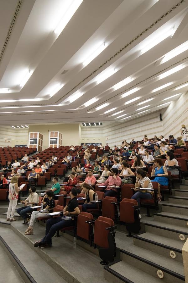 Las oposiciones a Secundaria en Córdoba, en imágenes