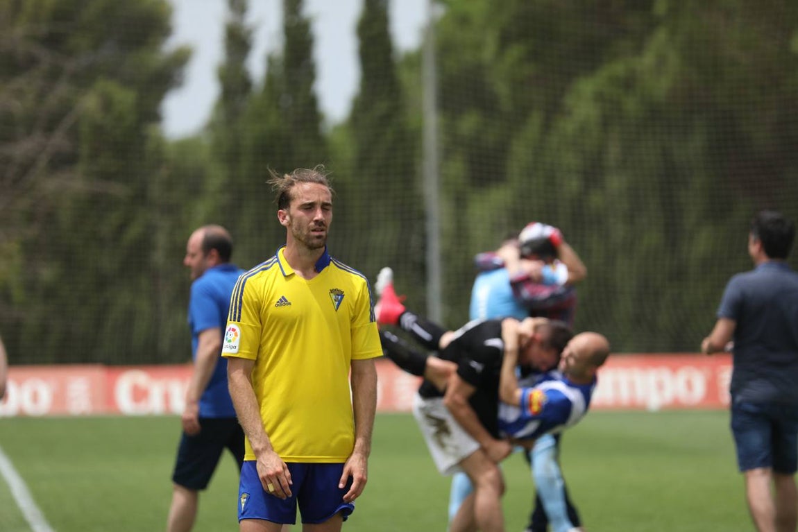 Cádiz B-SD Ejea (2-2) El peor final posible para una temporada descomunal