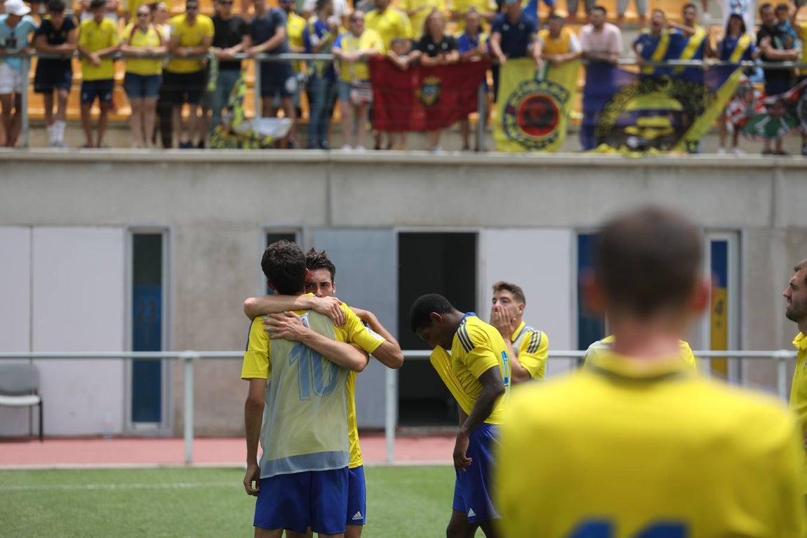 Cádiz B-SD Ejea (2-2) El peor final posible para una temporada descomunal