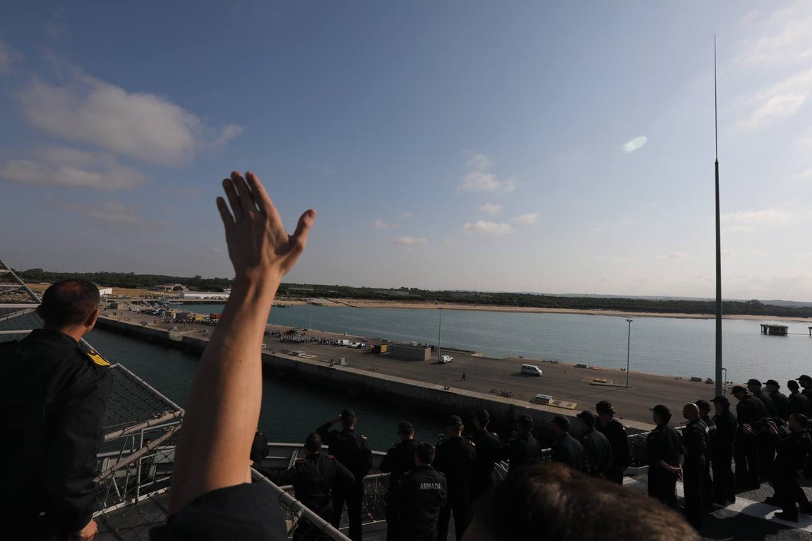 El &#039;Juan Carlos I&#039; llega a Rota tras participar en la misión &#039;Inherent Resolve&#039;