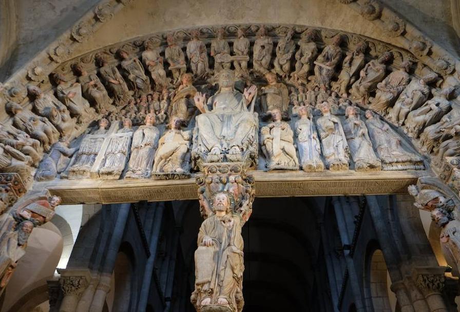 El Pórtico recupera su esplendor. 