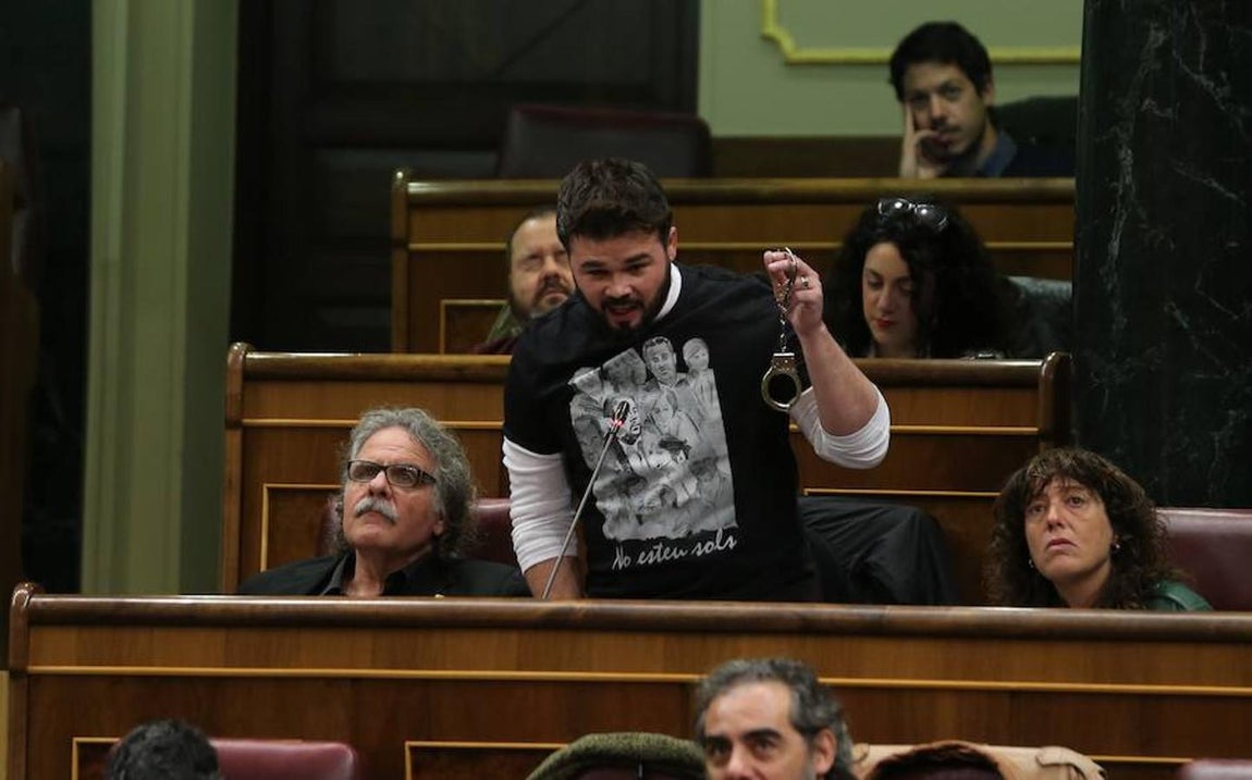 Gabriel Rufián: sus «looks» más extravagantes