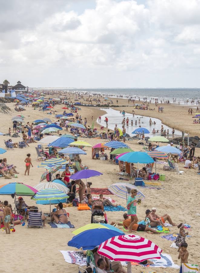 Primeros días de julio en la playa de Matalascañas