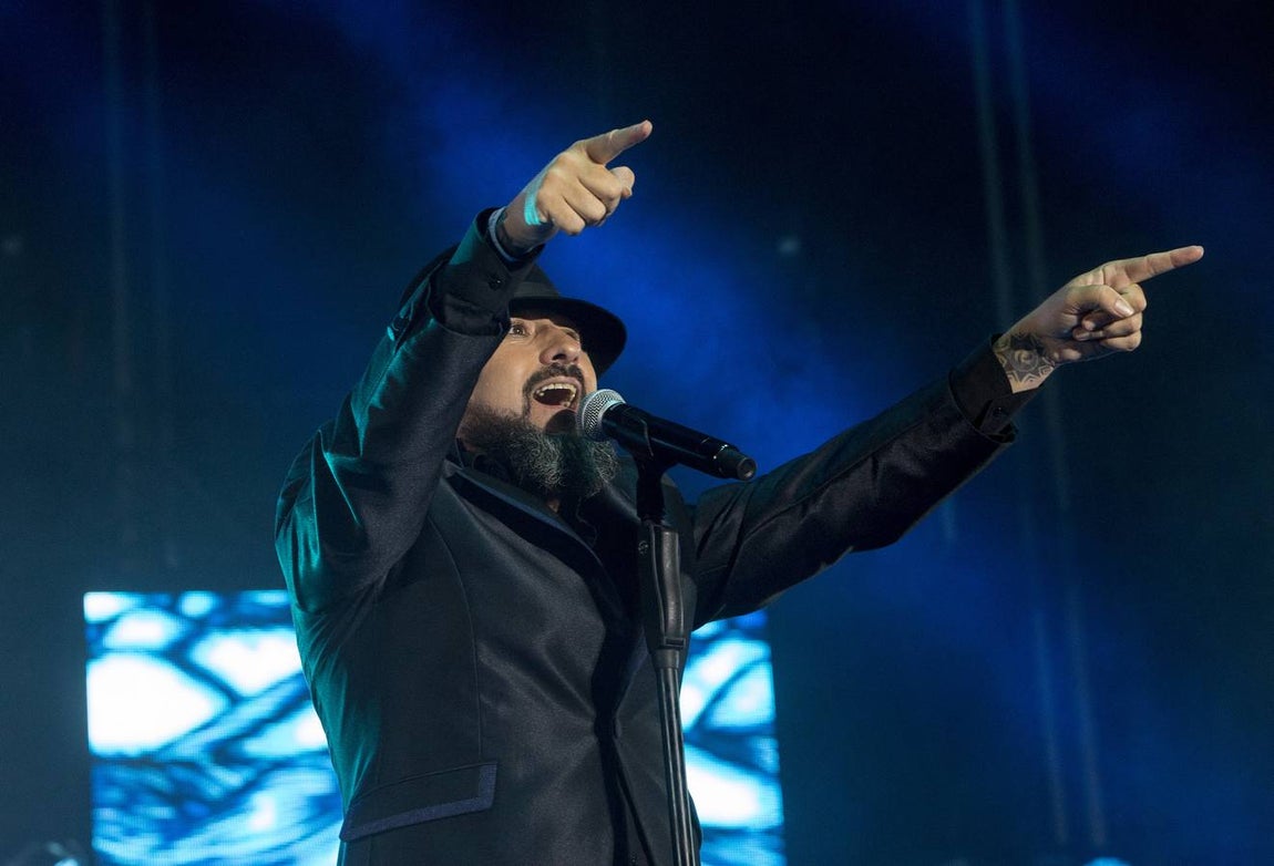 Las imágenes que dejó el concierto de El Barrio en Chiclana