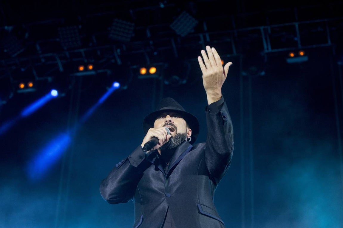 Las imágenes que dejó el concierto de El Barrio en Chiclana