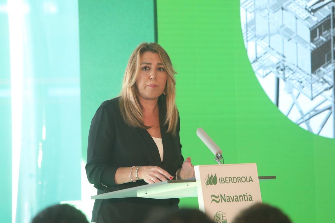 Navantia entrega la segunda plataforma eólica a Iberdrola