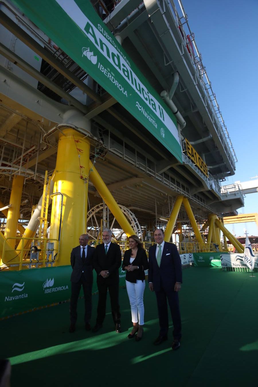 Navantia entrega la segunda plataforma eólica a Iberdrola