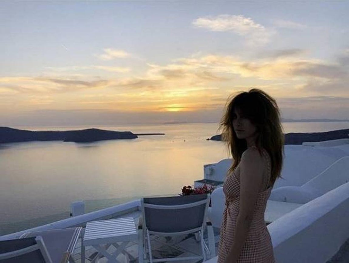 Blanca Suárez. La actriz ha subido esta foto en la que, aunque reconoce que descuidó su peinado, lo que más le sorprendió fue el atardecer que  presenció aquel día