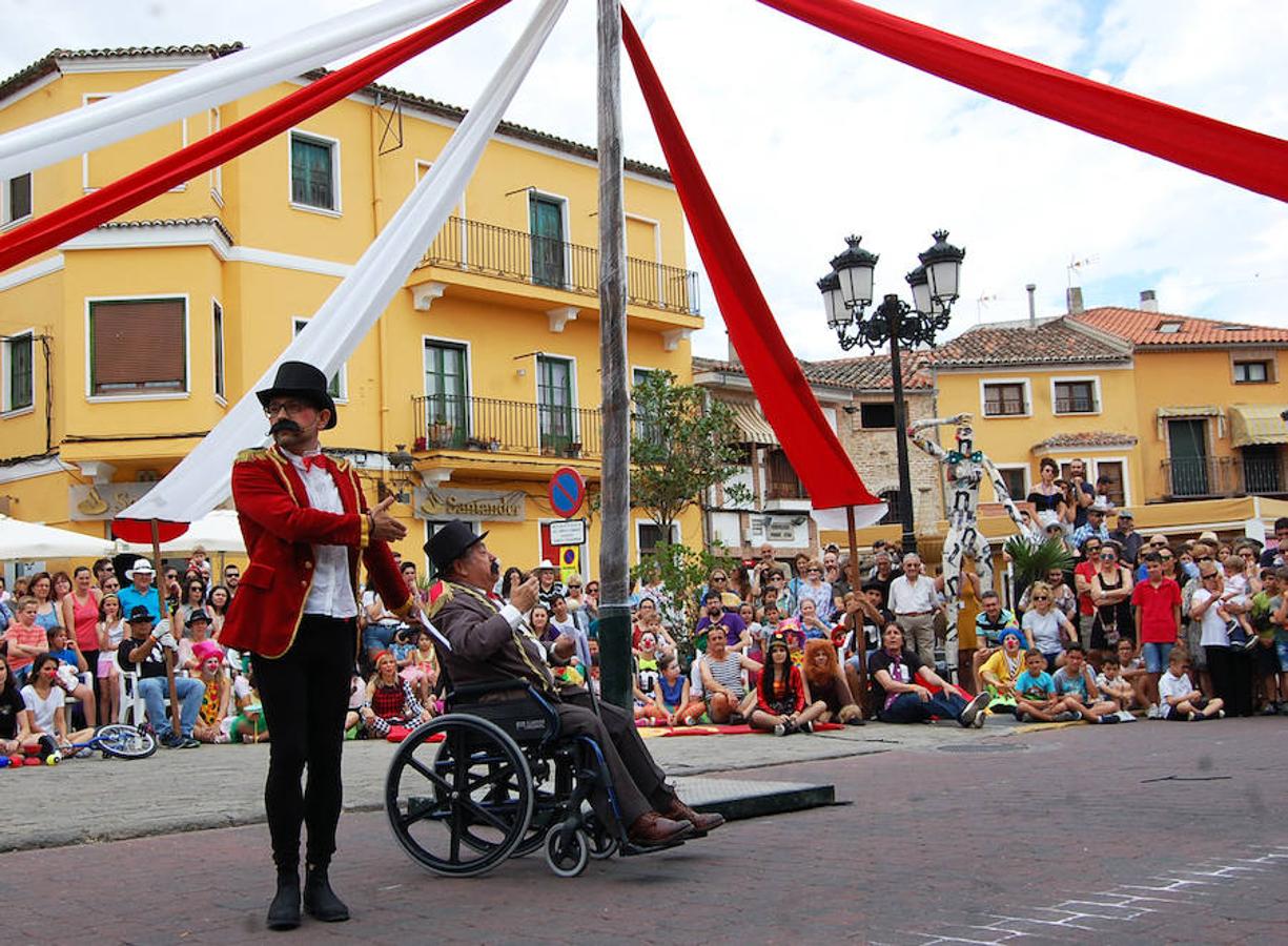 Clausura del IX Certamen de Teatro en la Calle «Noctívagos»