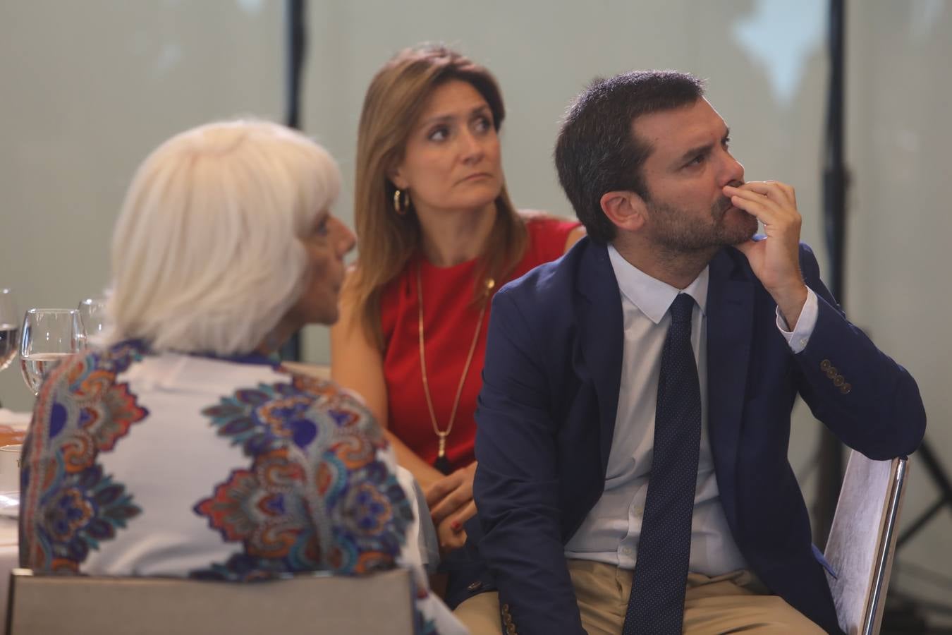 Teófila Martínez, Ignacio Moreno Bustamante y Ana Delgado.