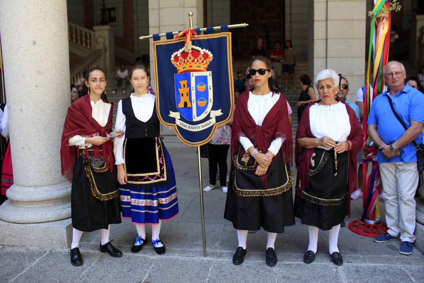 El Baile de la Bandera «toma» el Alcázar de Toledo