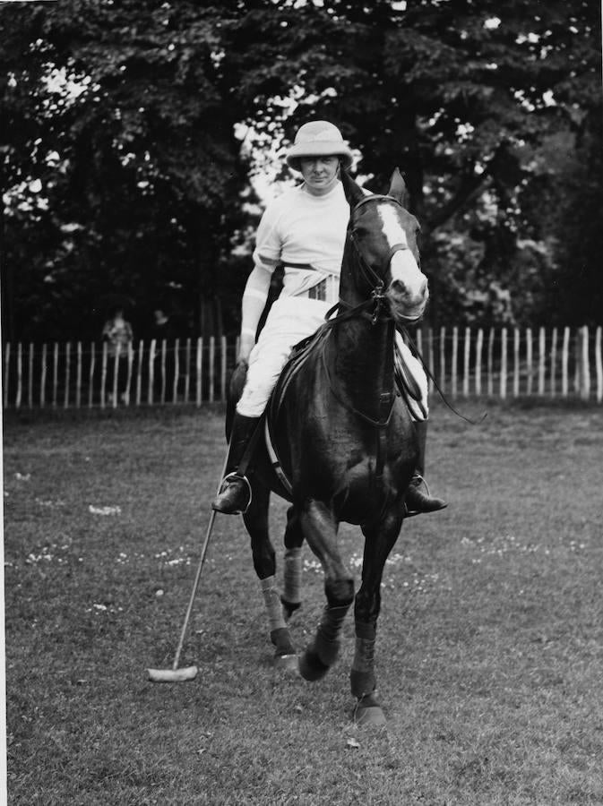 Churchill en un partido de polo. 