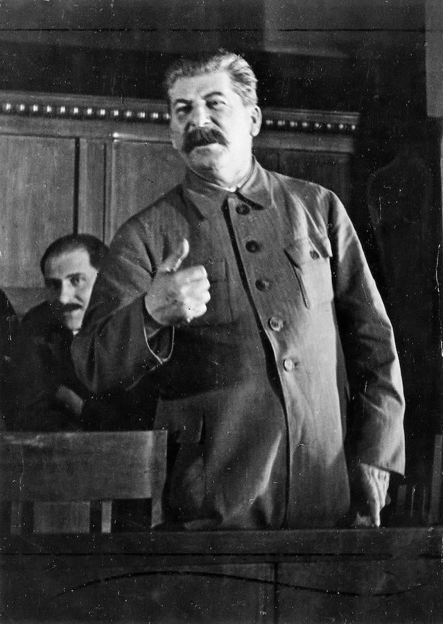 Stalin durante uno de sus discursos. 