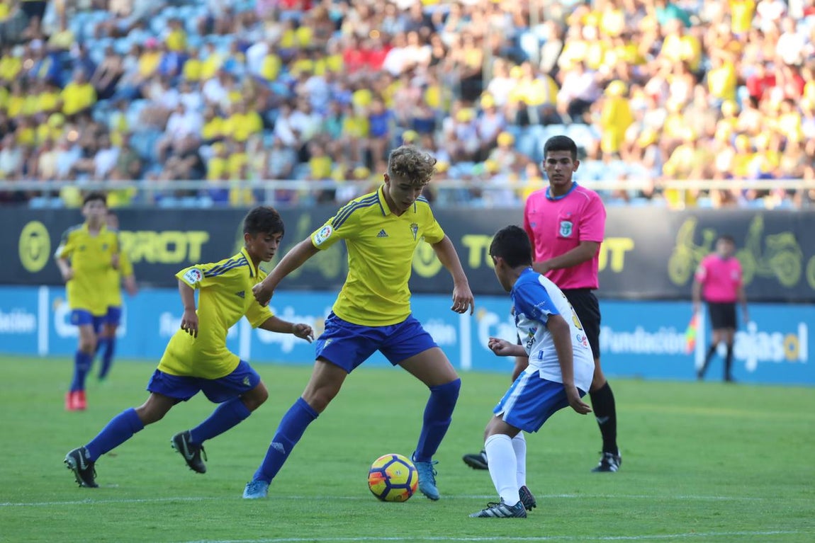 FOTOS: Cádiz CF- Los Pachines en Carranza 2018