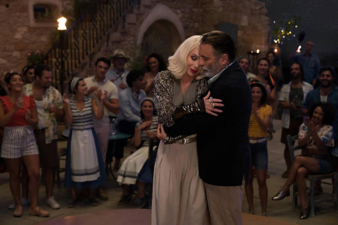 21. Cher y Andy Garcia en un emocionante momento del filme