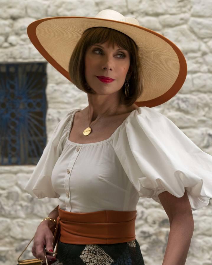 24. CHRISTINE BARANSKI es Tanya