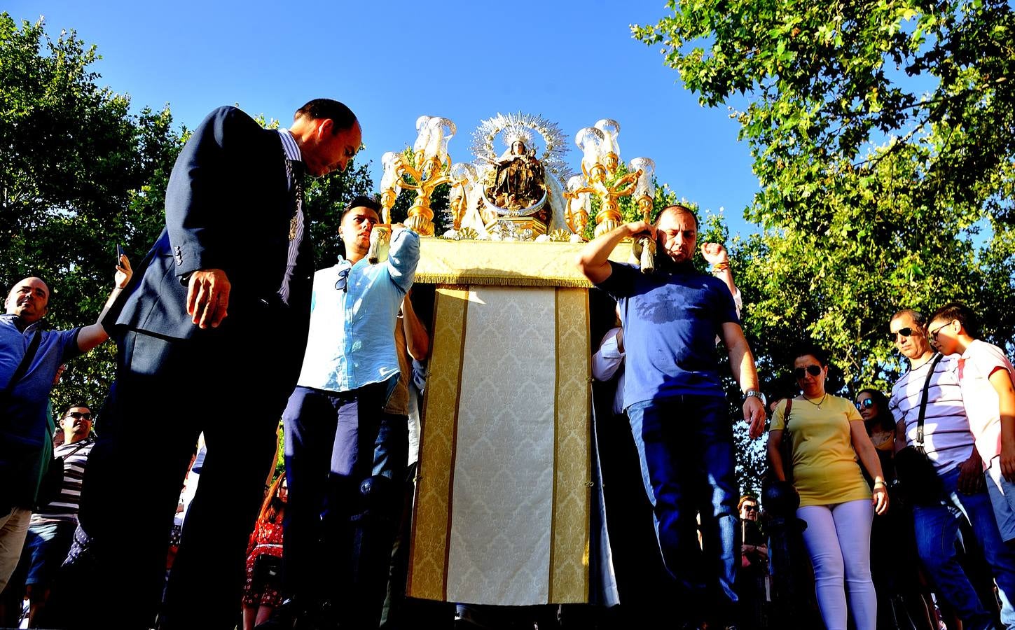 Procesión fluvial de la Virgen del Carmen de Calatrava