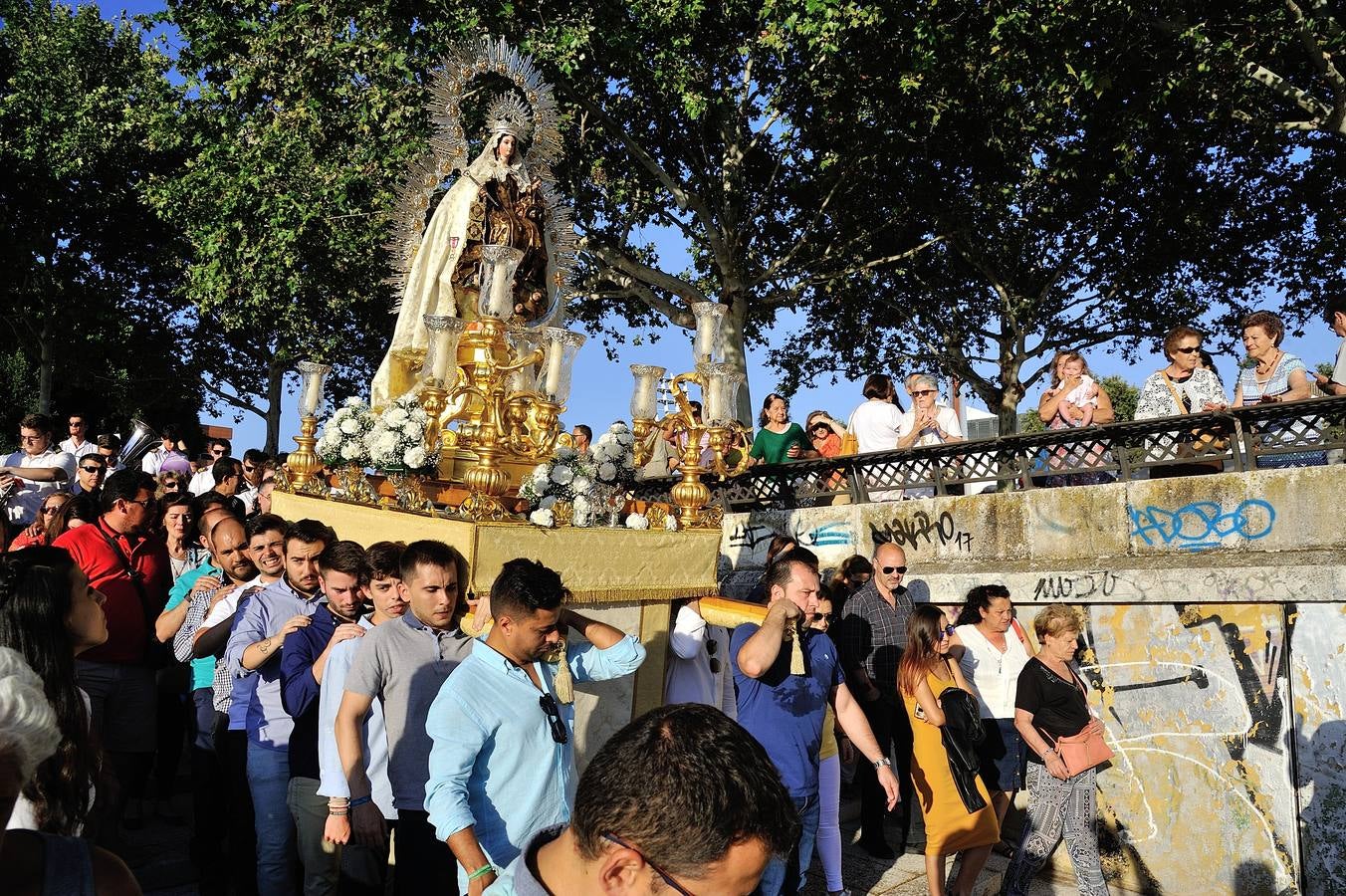 Procesión fluvial de la Virgen del Carmen de Calatrava