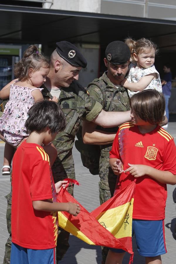 El regreso a Córdoba de los soldados de la Brigada de Cerro Muriano, en imágenes