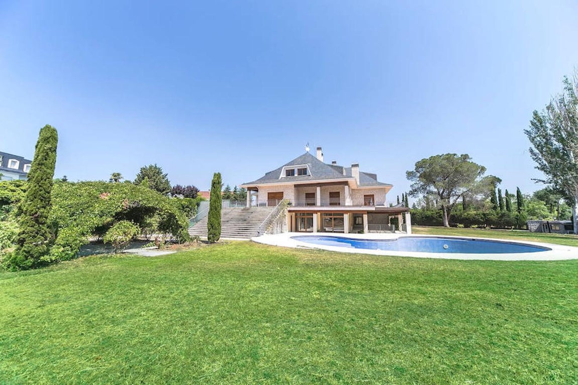 Así es la mansión de la familia Ruiz Mateos que sale a subasta por 2,2 millones de euros