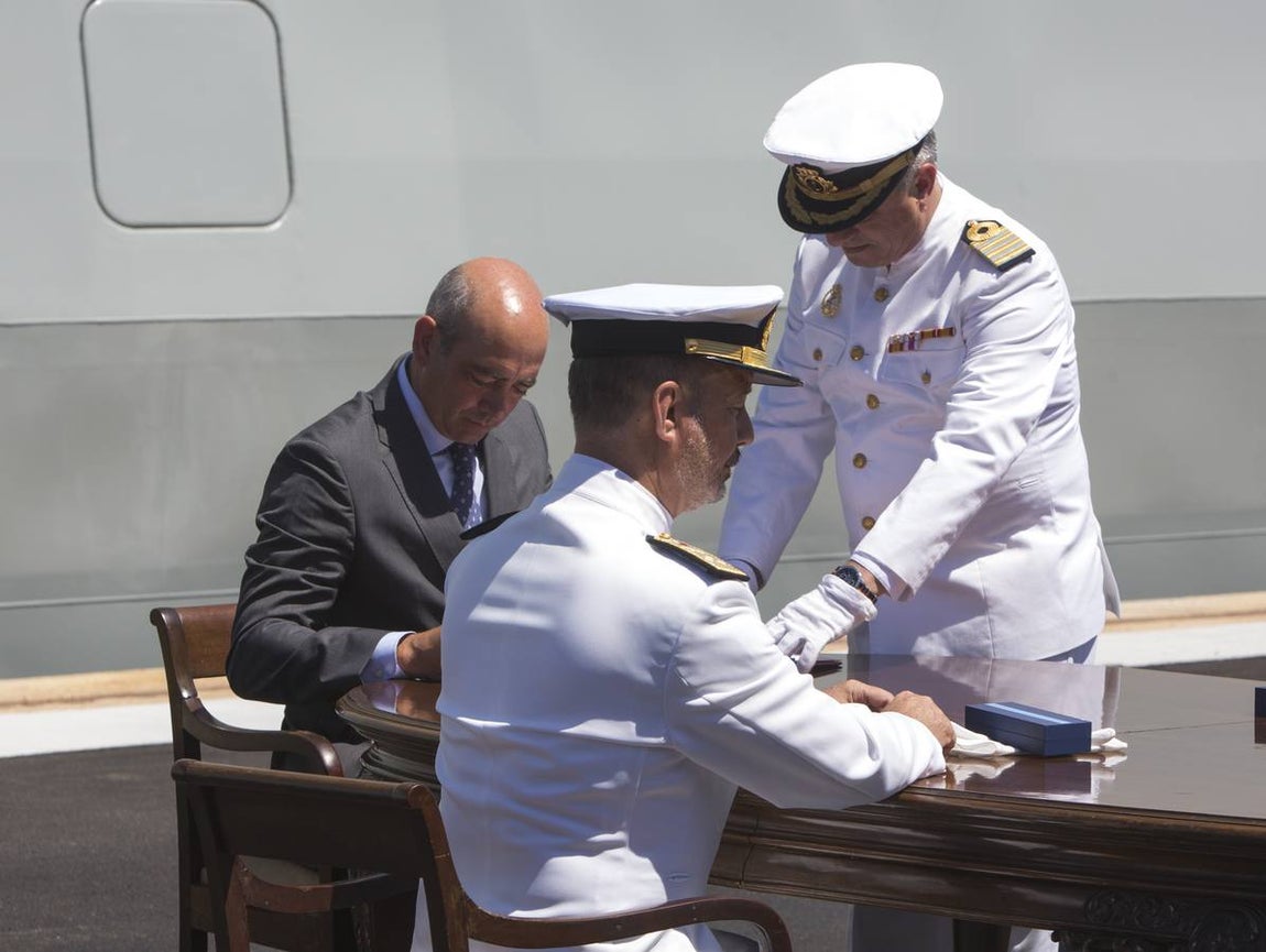 Navantia entrega el BAM &#039;Audaz&#039; a la Armada Española