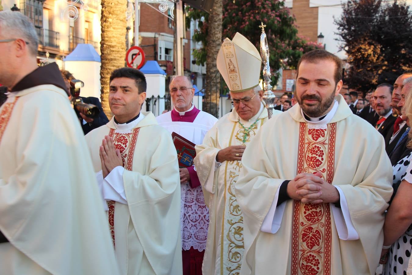 La coronación de la Virgen del Carmen, en imágenes