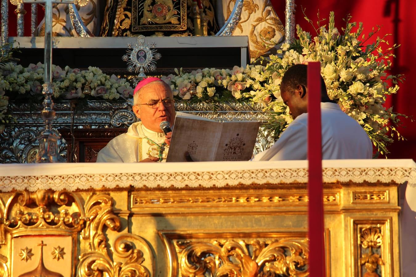 La coronación de la Virgen del Carmen, en imágenes