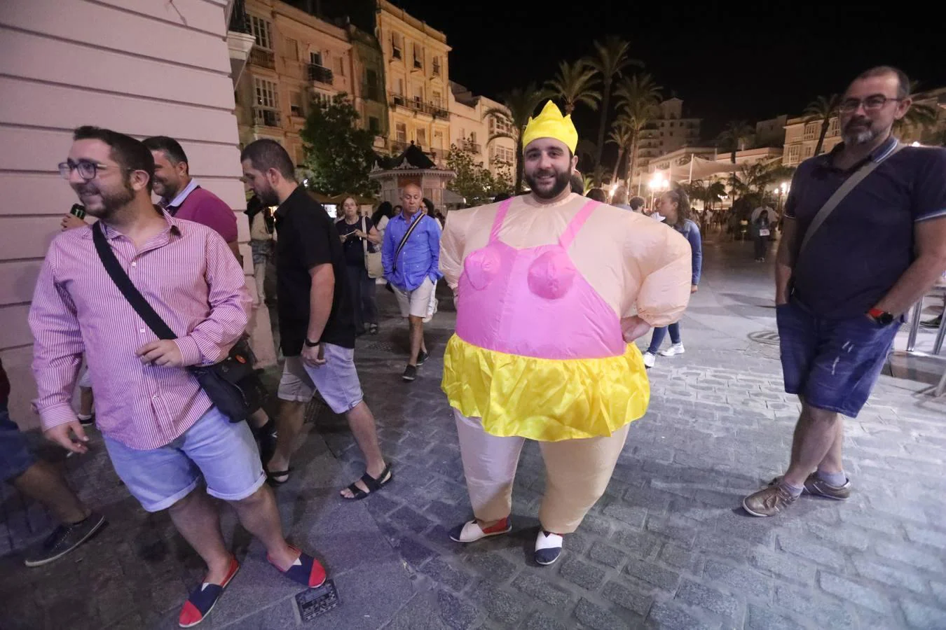 Galería de fotos: Carnaval de verano en Cádiz