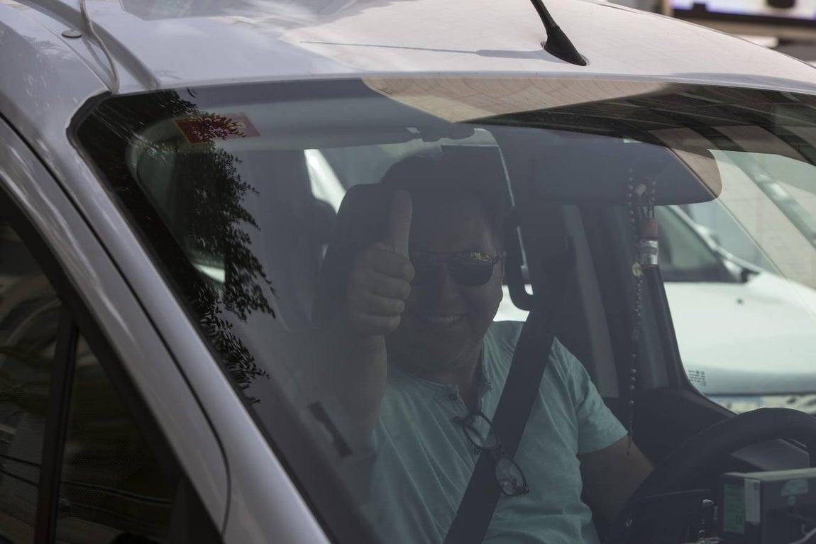 Galería fotos: La protesta de los taxistas de Cádiz en imágenes