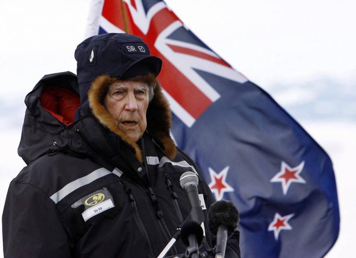 Discurso de Edmund Hillary en la Antártida en el 50 aniversario de su ascenso al Everest. 