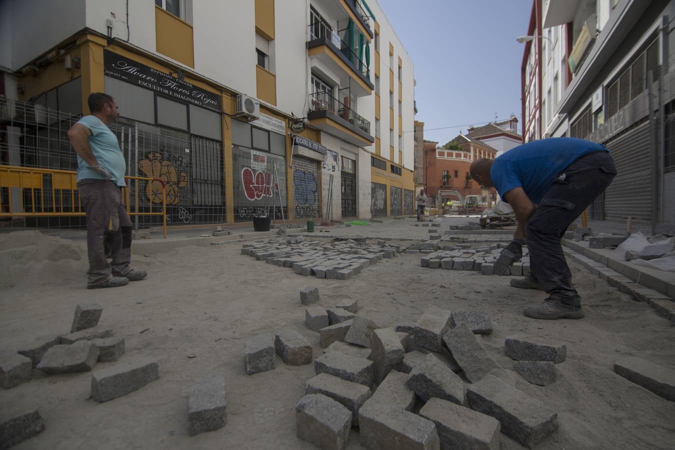 De zanja en zanja por las calles de Sevilla