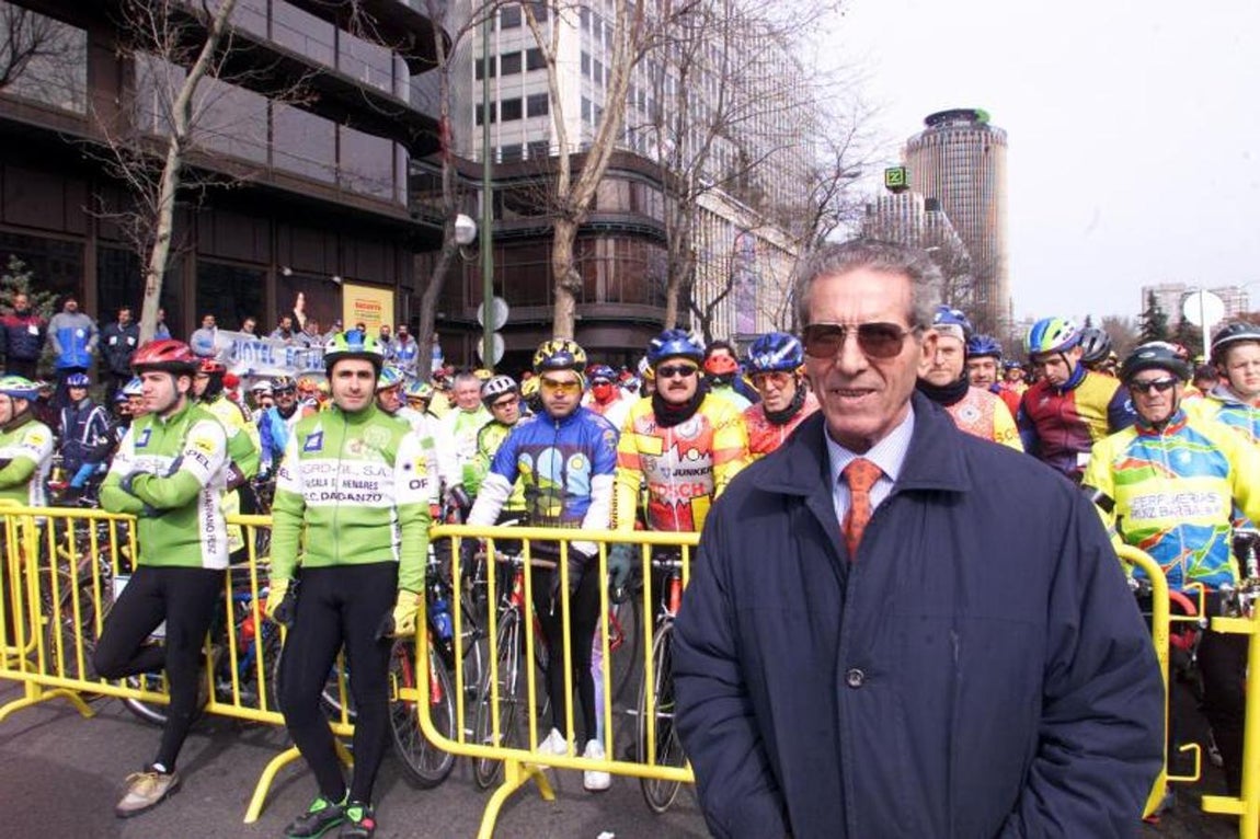 El ciclista en una manifestación por la seguridad vial. 