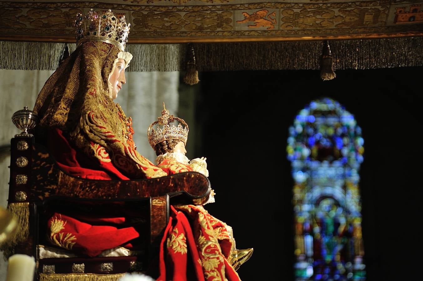 Galería de la novena de la Virgen de los Reyes