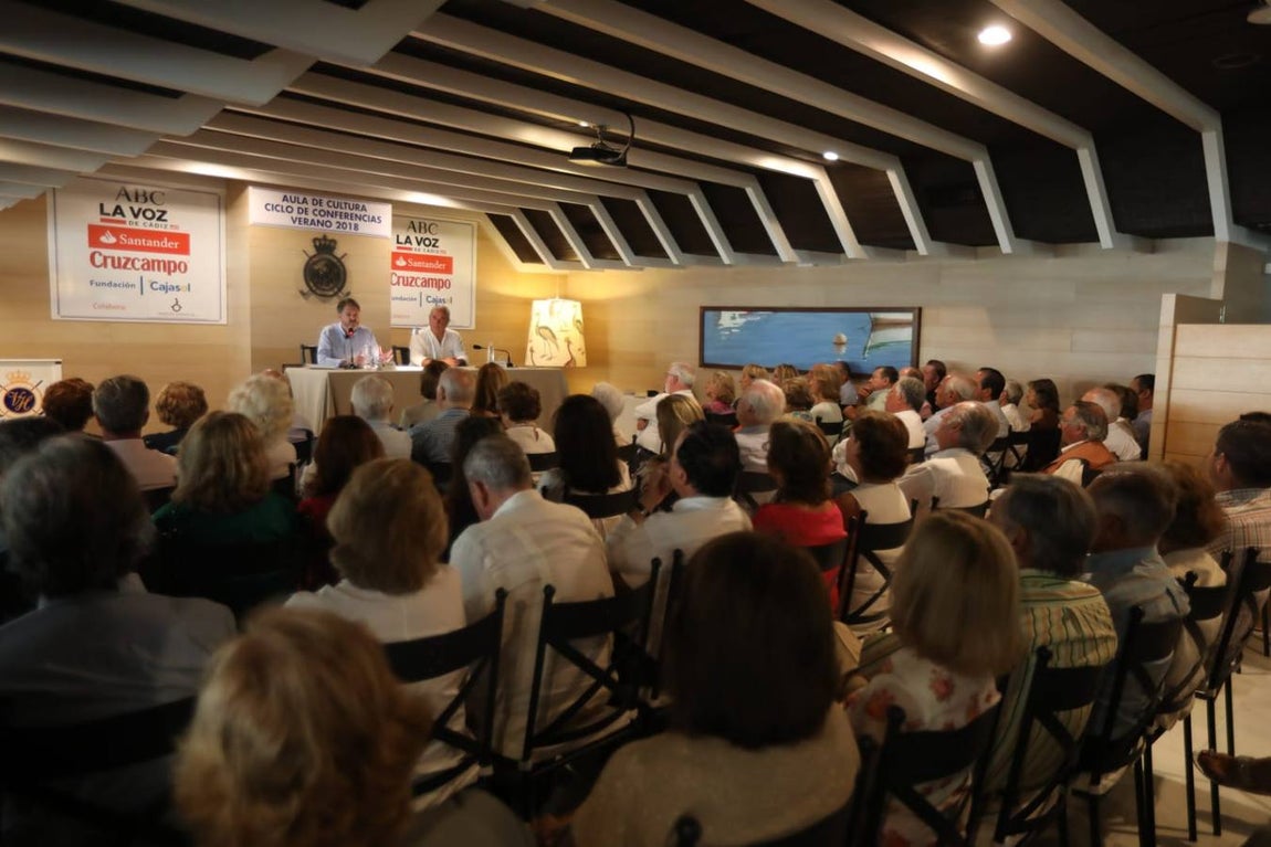 Bieito Rubido, en el Aula de Cultura del Club de Golf de Vista Hermosa