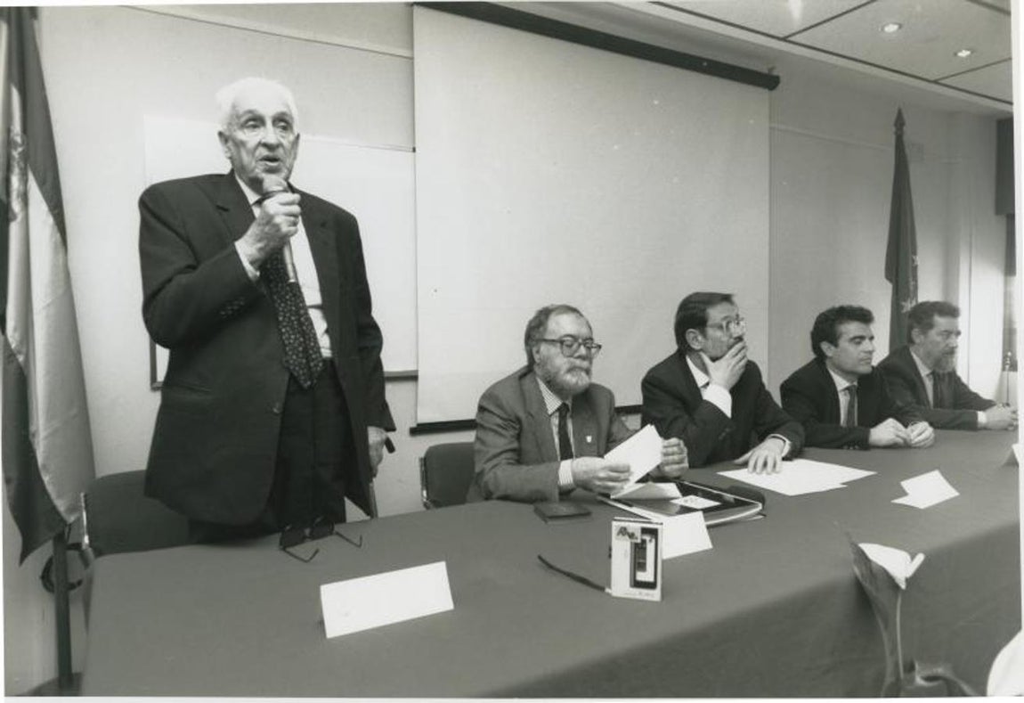 Severo Ochoa, durante la inauguración del Instituto de Investigaciones Biomédicas. 