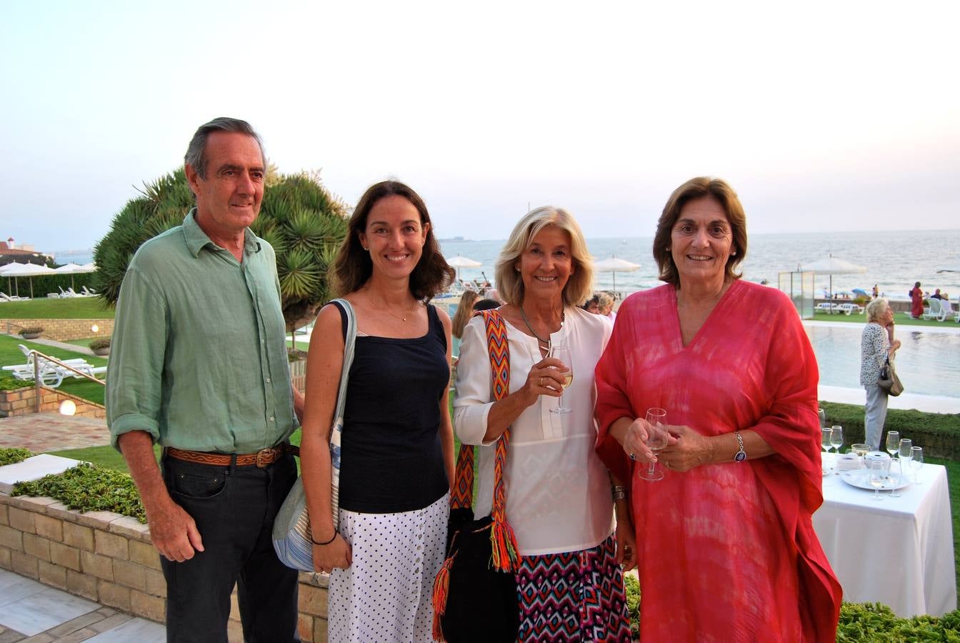 Ignacio Benjumea, Sonsoles Álvarez de Toledo, Riqui Velarde y Marita Picardo