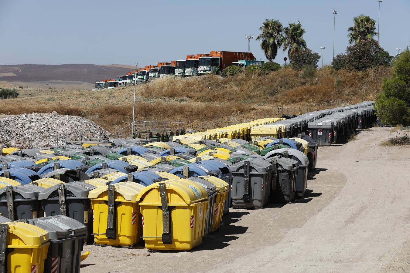 La planta de reciclaje del Lobatón, en imágenes