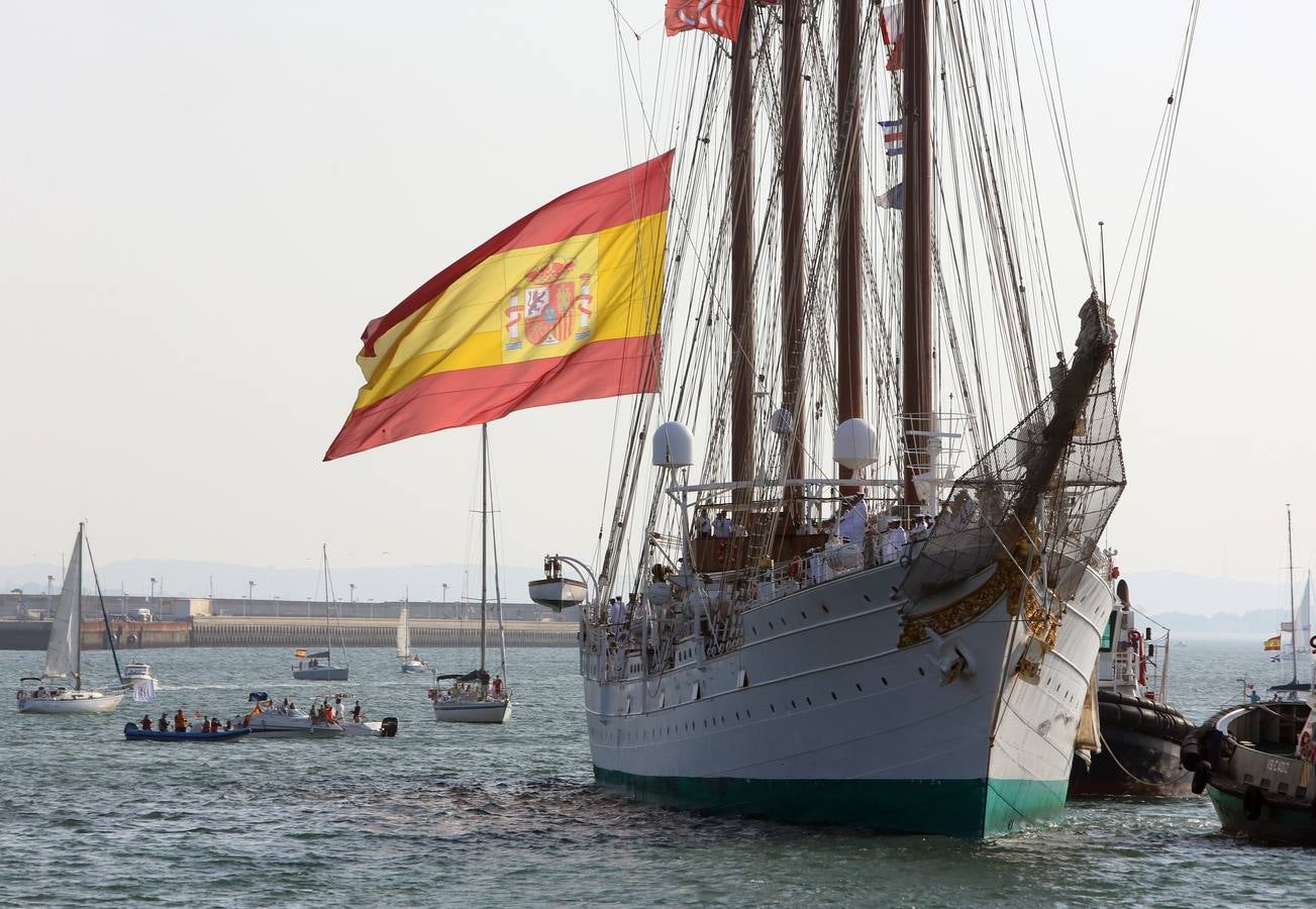 FOTOS: La llegada de Elcano a Cádiz, en imágenes