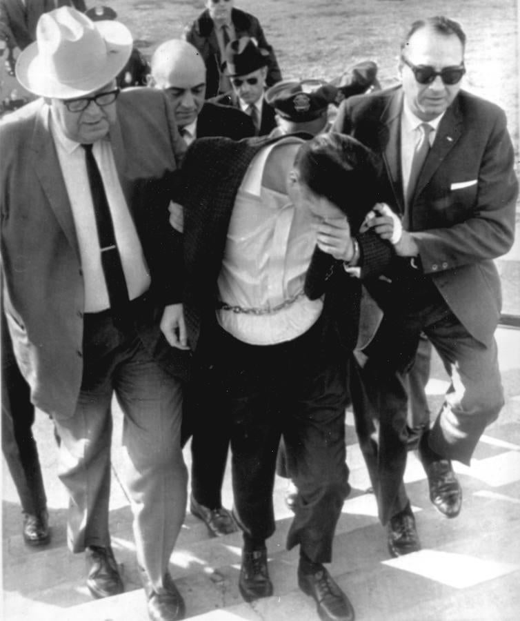 James Earl Ray, camino de la prisión de Tenesse. James Earl Ray permanecerá cumpliendo condena tras la pena de 99 años de prisión por el asesinato de Martin Luther King
