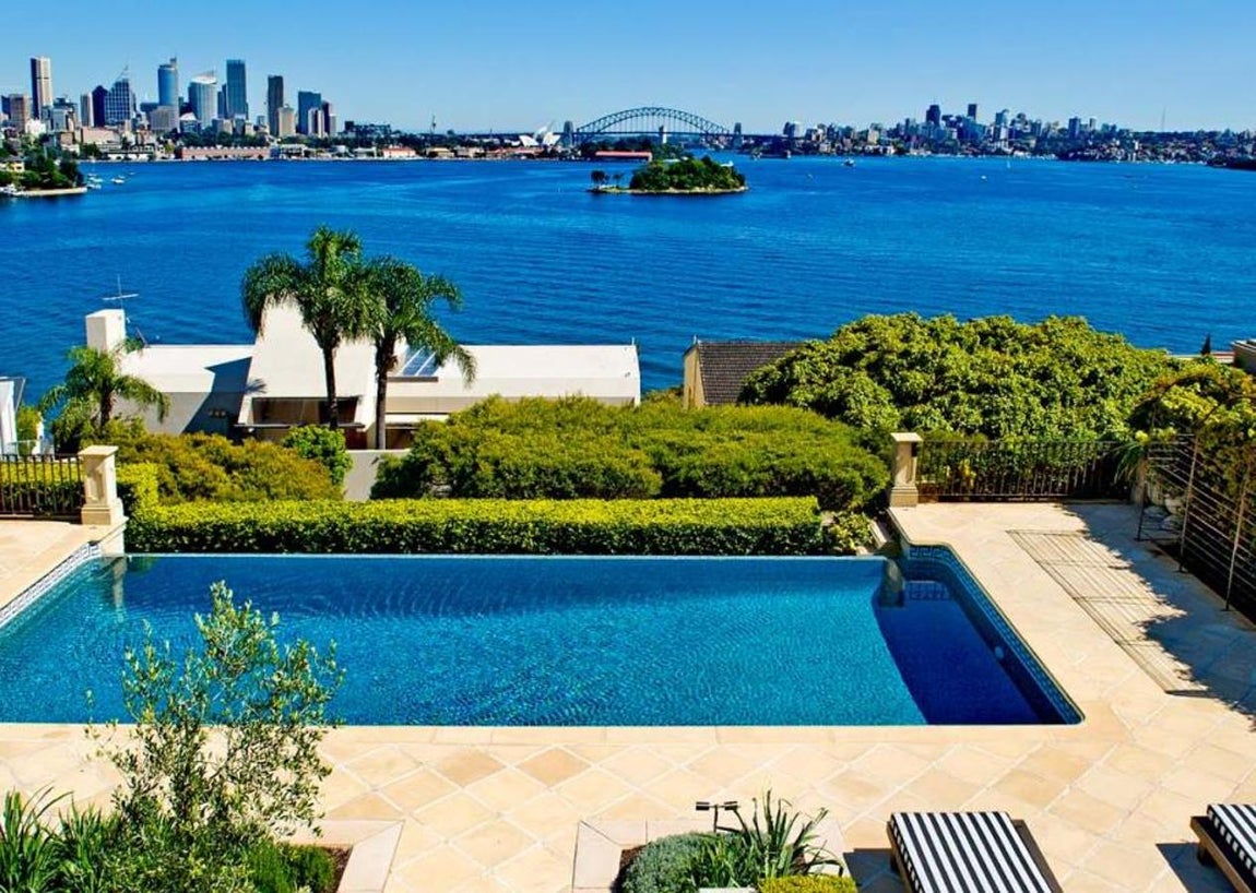 Villa del Mare. Todavía se sabe cuánto tiempo pasarán los Duques de Sussex en Oceanía, pero superara los quince días. Visitarán también Nueva Zelanda, las islas Fiyi y el reino de Tonga