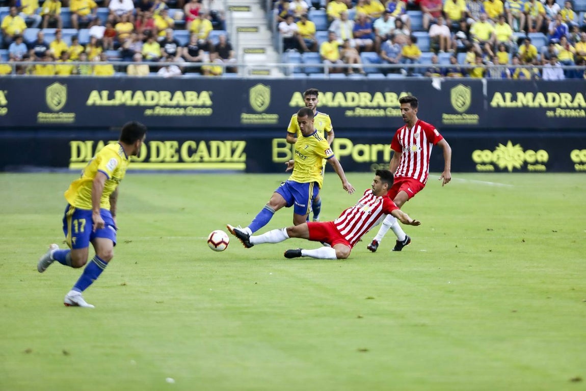 GALERÍA: El Cádiz CF-UD Almería en imágenes