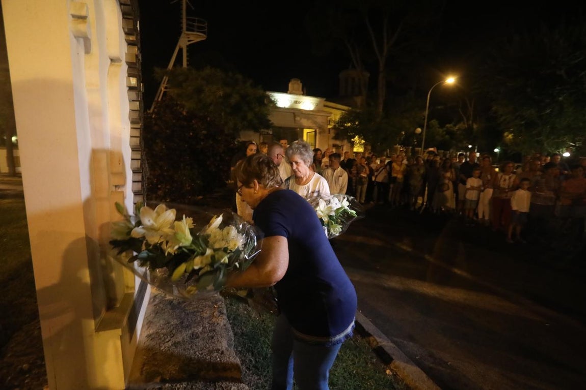 Fotos: Homenaje a las víctimas de la explosión de Cádiz de 1947