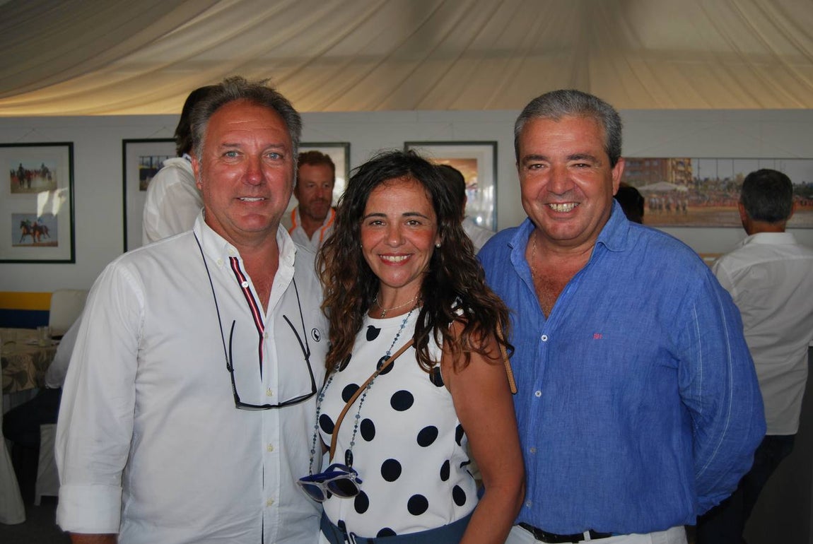 Luis Medina Cantalejo, Eva Rocendo y Juan José Marmolejo. 