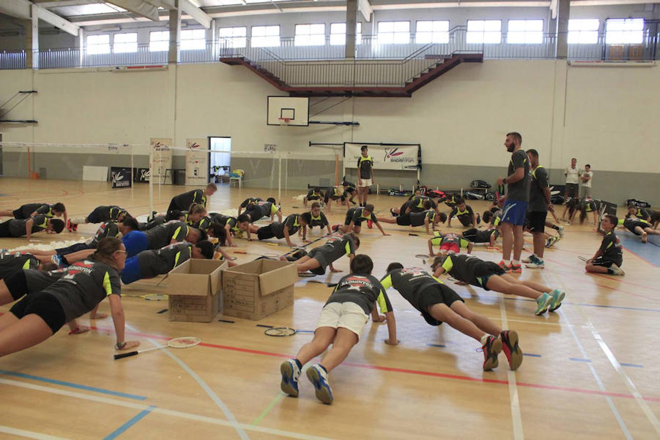 Gran éxito del campus de bádminton en Toledo