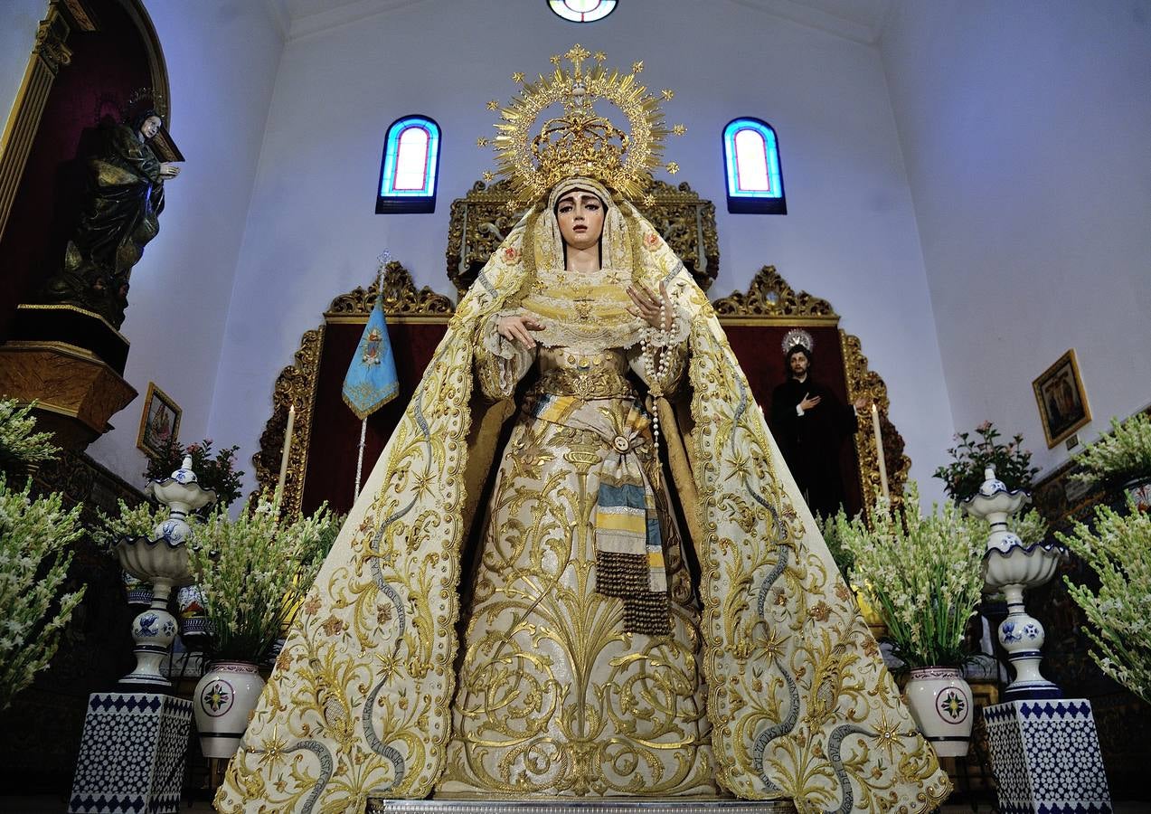 Galería del besamanos de la Virgen de la Salud de San Gonzalo