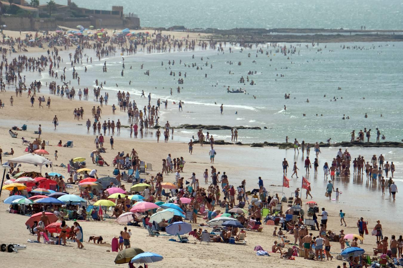 Una jornada en las playas de El Puerto de Santa María en Cádiz