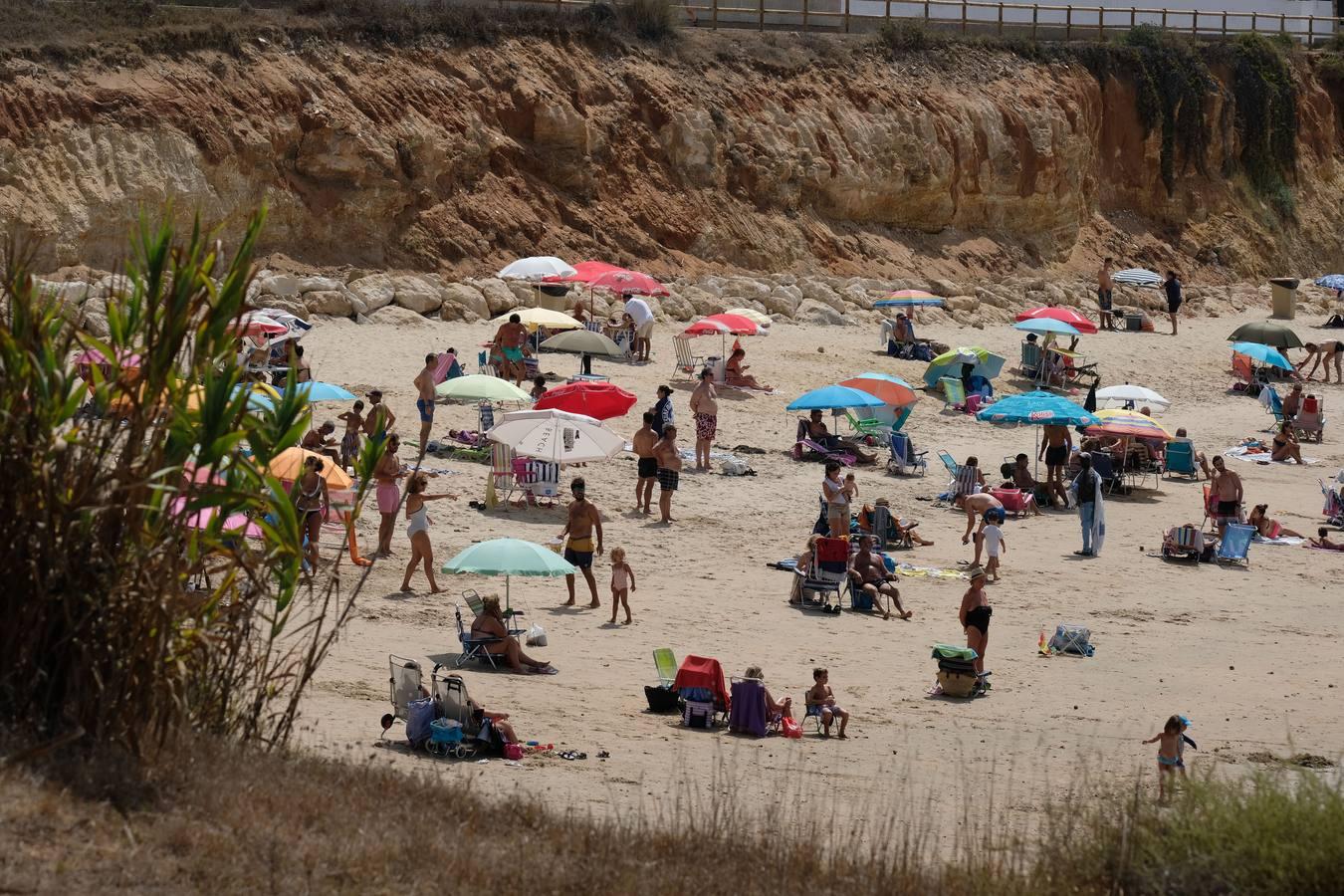 Una jornada en las playas de El Puerto de Santa María en Cádiz