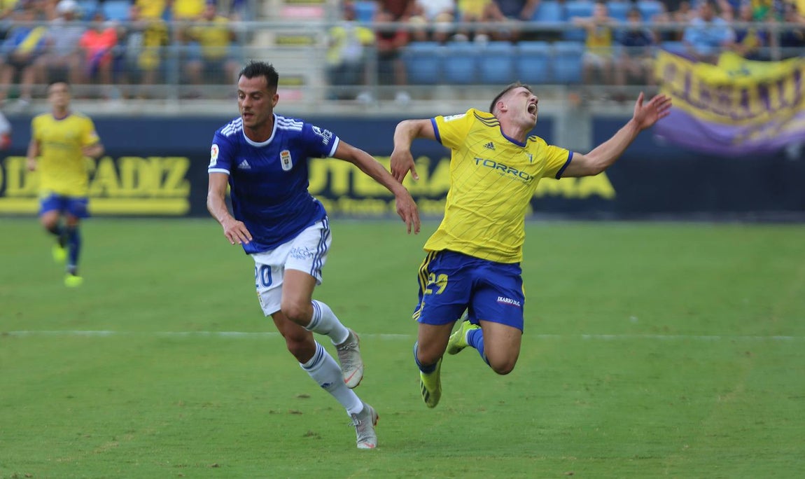 Las mejores imágenes del partido Cádiz CF-Oviedo